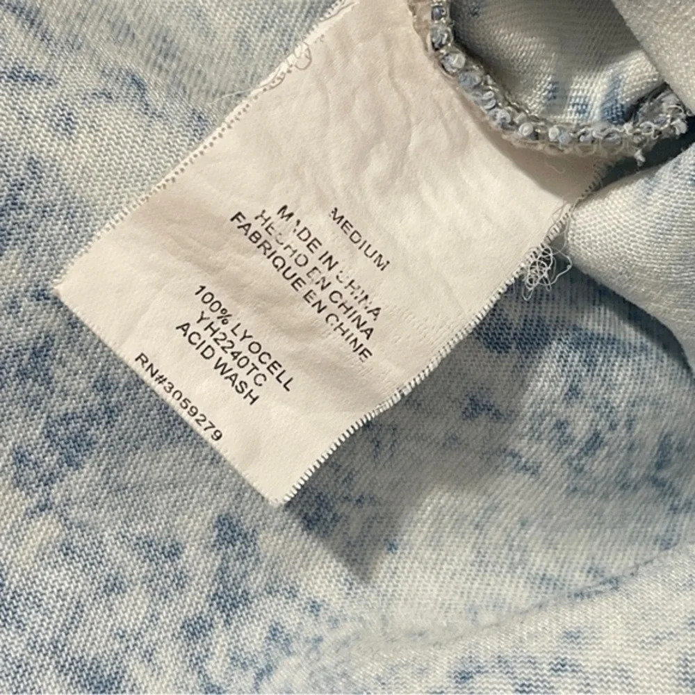 Thread & Supply Acid Wash Blouse Size Medium - Picture 4 of 5